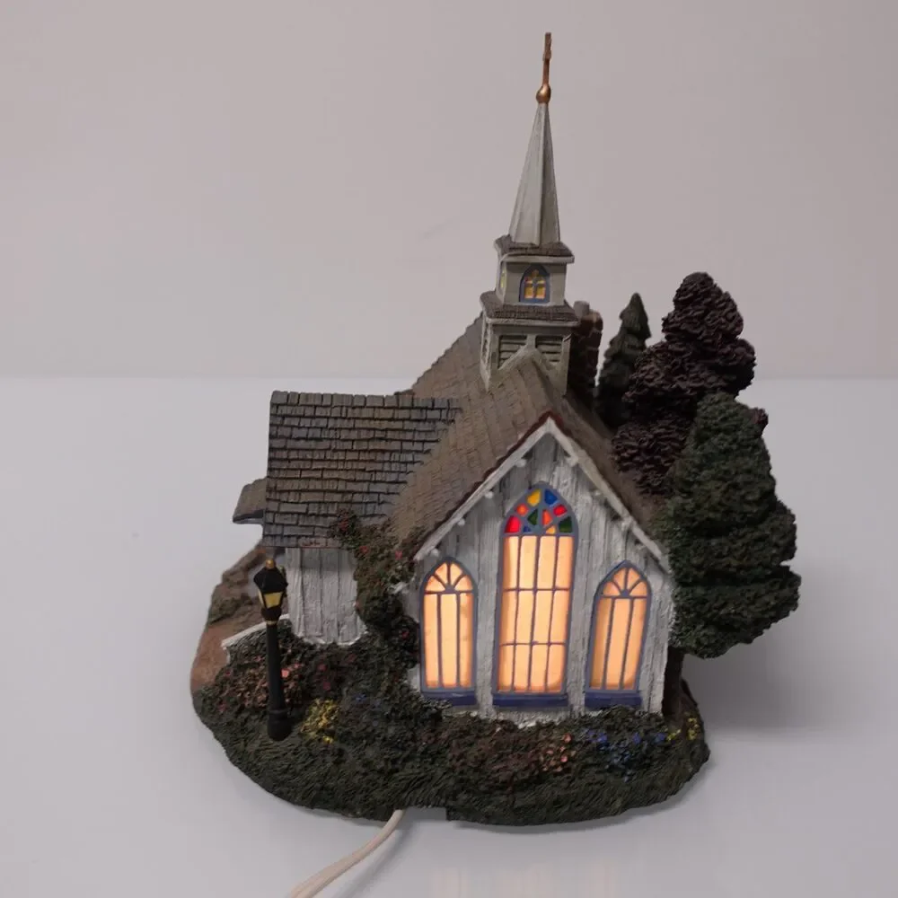 Hawthorne Village Seaside Thomas Kinkade Seaside Chapel Lighted with COA 79736